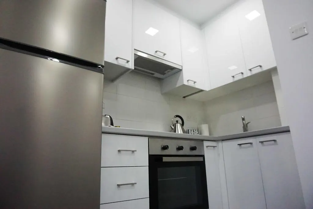 Apartment Lazuli Sea View Beachfront Ap 43 Larnaca